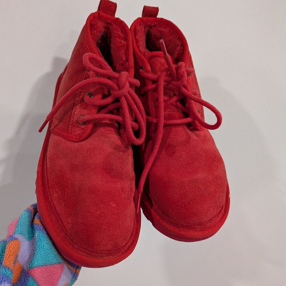 Authentic UGG Neumel Desert Boots Red Size 6